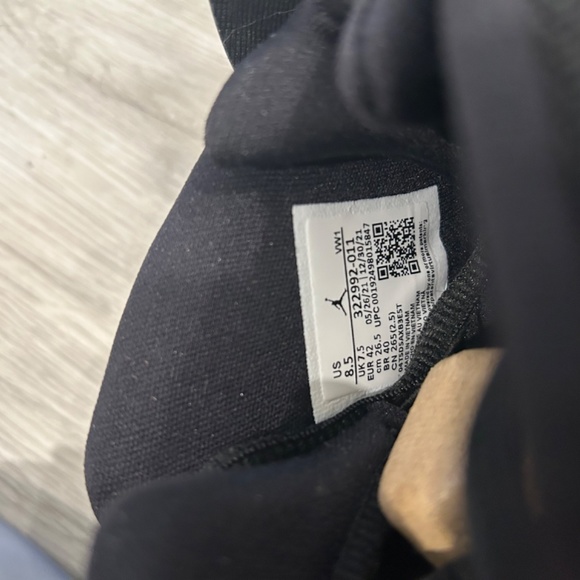 Jordan 6 rings black (8.5) - Picture 7 of 7